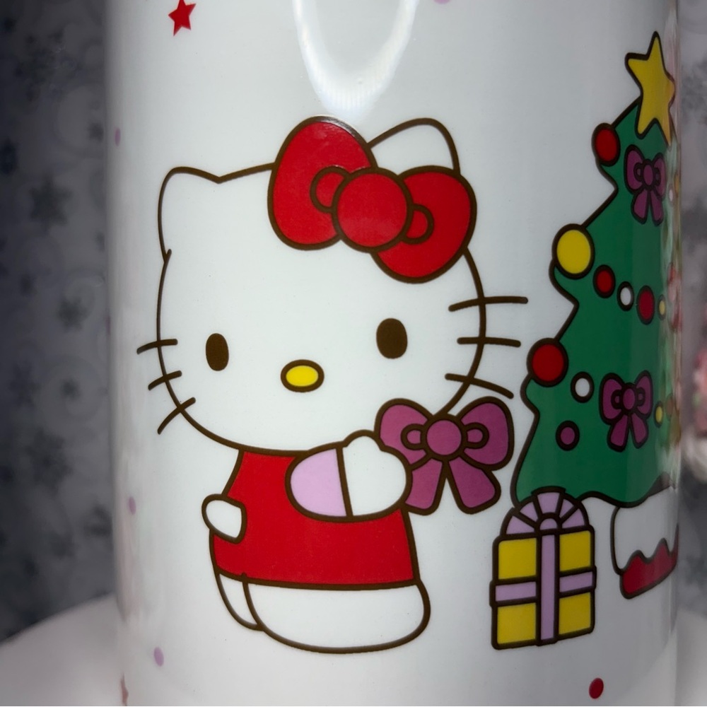 Sanrio Christmas Hello Kitty Wreath Snowflake Canister Cookie Jar w/Bow Topper - Picture 11 of 12
